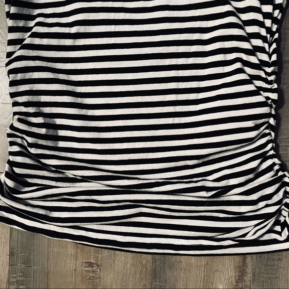 MICHAEL KORS BLACK & WHITE STRIPE SHIRT ❤️💕 - Picture 2 of 7